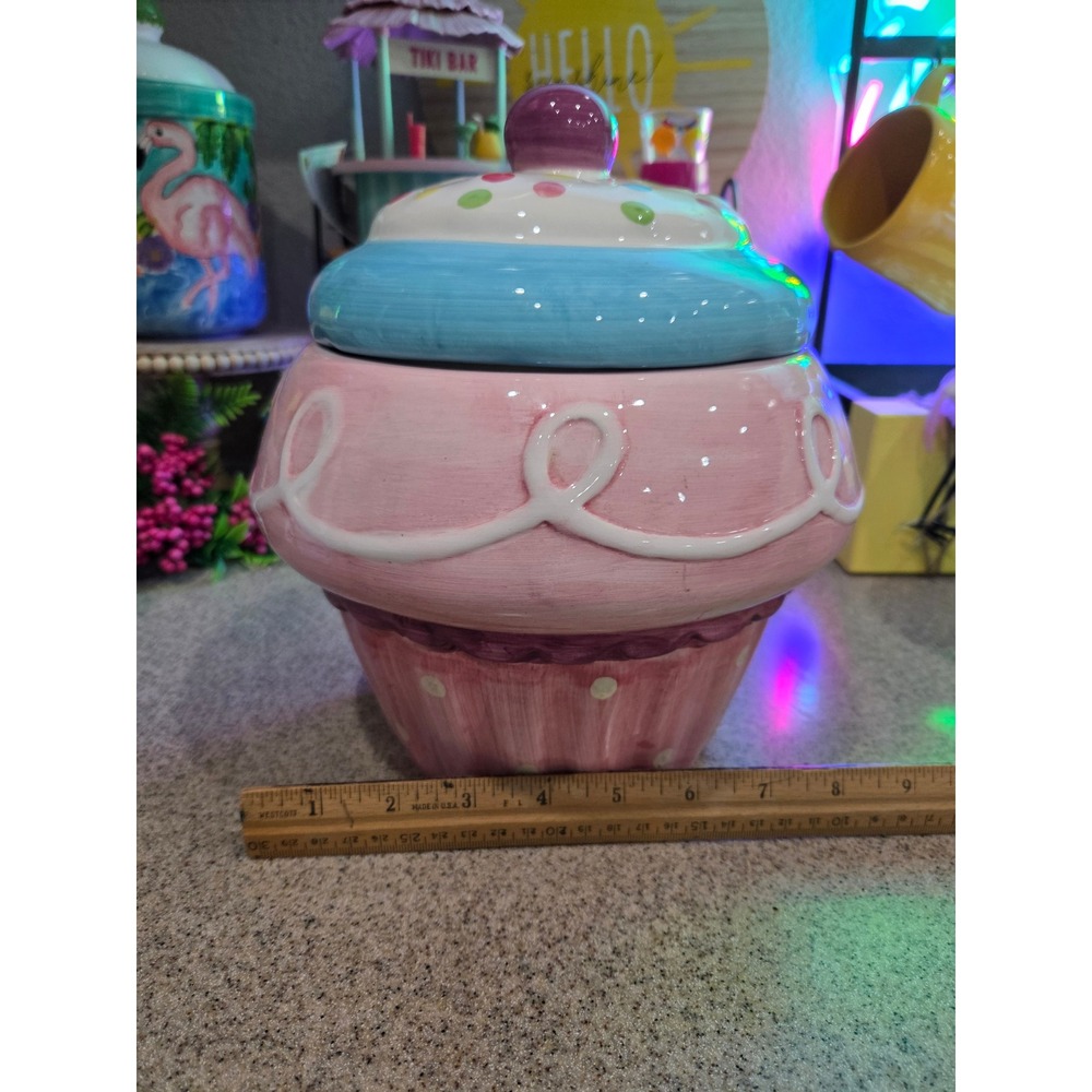 Giant Pink Cupcake Ceramic Cookie Jar With Sprinkles - Picture 7 of 8
